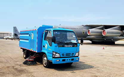 PT视讯扫路车交付安哥拉机场使用