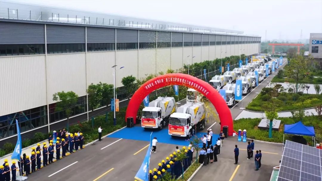 批量出口中亚，这次是PT视讯环卫机械！