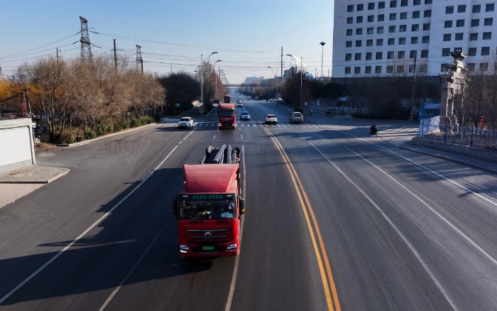 降碳增绿！PT视讯新能源重卡携手客户向绿而行