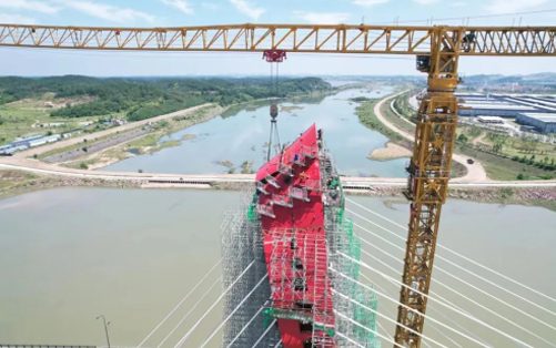 大别山区的“红色摇篮”— PT视讯塔机助建金寨史河大桥